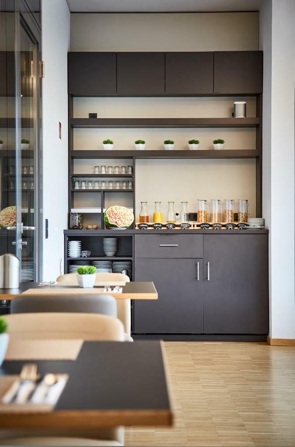 Hotel Vivendi Paderborn Buitenkant foto